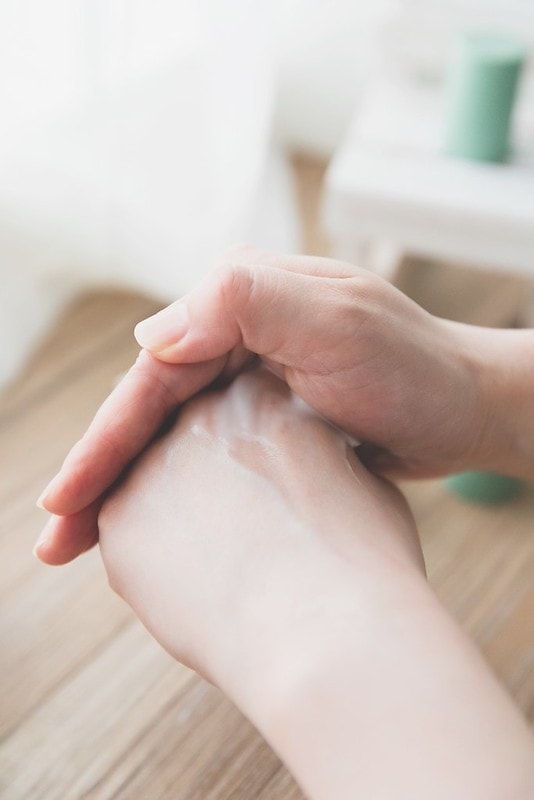 【美保】粹新肌密neocode養膚新規則。小紅書大推的「早C晚A保養法」 輕鬆寫意養出亮白燈泡肌 - 第34張圖 IMG_3228