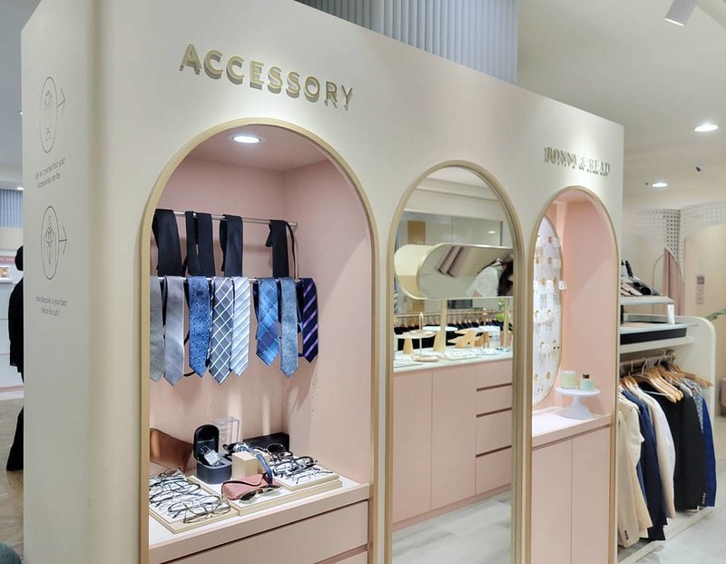 【體驗】台中必朝聖的照相館 Holo+FACE中友旗艦店 。和親妹小妖來一起留下30+的紀念 - 第10張圖 1227000_0