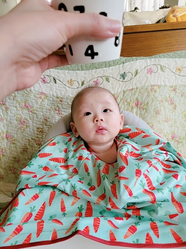 【育兒】寶寶吃飯好物分享🍴英國Tidy TOT防髒吸盤圍兜、土耳其minikoioi矽膠吸盤餐具+學習水杯、美國lil Sidekick固齒防掉帶 - 第38張圖 306850651_5670634996331131_6748409133066951901_n