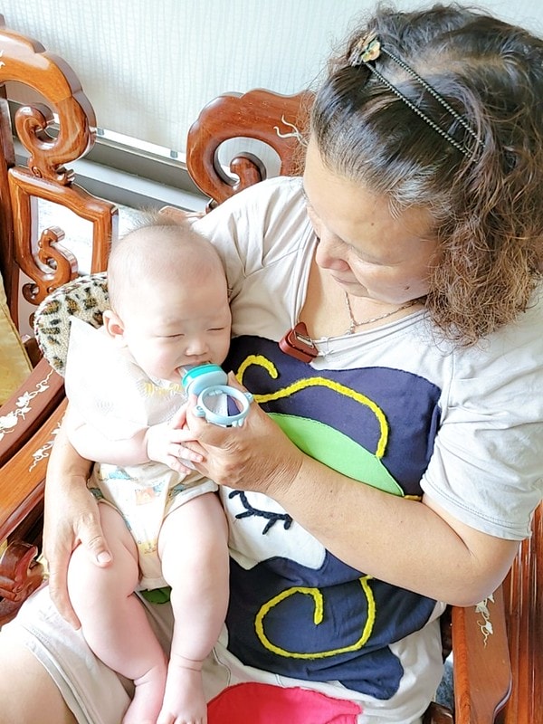 【育兒】寶寶吃飯好物分享🍴英國Tidy TOT防髒吸盤圍兜、土耳其minikoioi矽膠吸盤餐具+學習水杯、美國lil Sidekick固齒防掉帶 - 第56張圖 306939417_5674344845960146_7554905643635087903_n