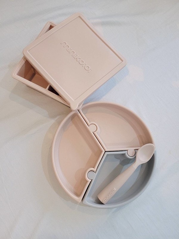 【育兒】寶寶吃飯好物分享🍴英國Tidy TOT防髒吸盤圍兜、土耳其minikoioi矽膠吸盤餐具+學習水杯、美國lil Sidekick固齒防掉帶 - 第64張圖 1240003_0