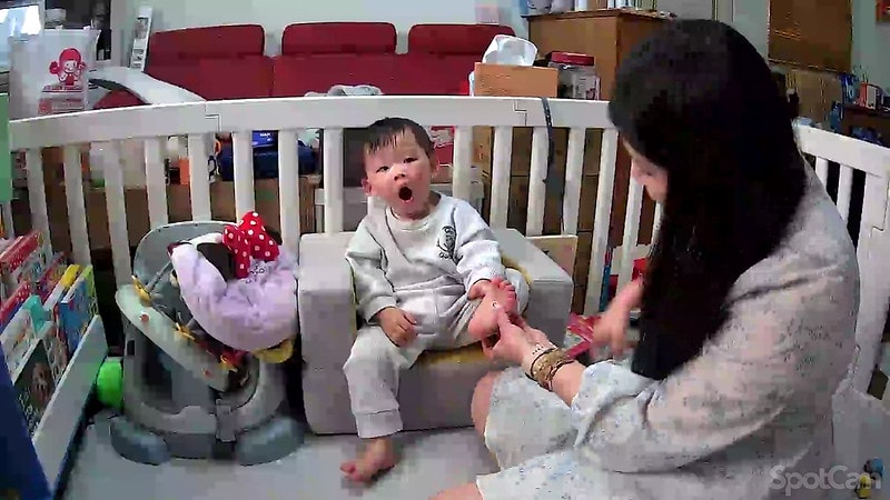 FBA44E6E-70B7-4302-94DB-9380E2B61191