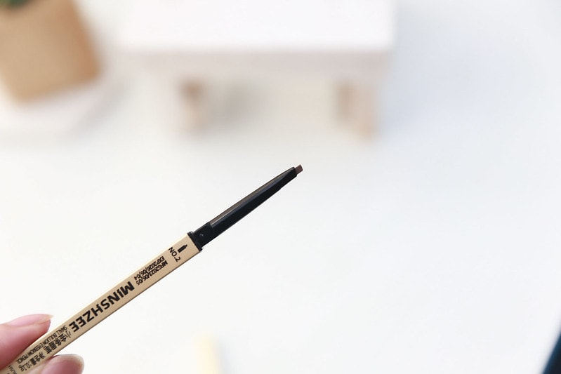 【開箱】只要19元的眉筆跟29元的眼線液筆好用嗎? 小三美日小紅書熱門彩妝來開箱 - 第29張圖 IMG_7030_0