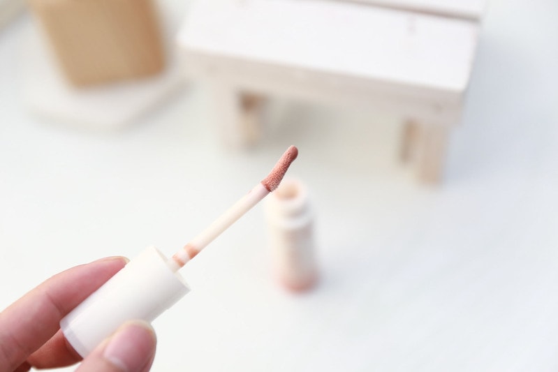 【開箱】只要19元的眉筆跟29元的眼線液筆好用嗎? 小三美日小紅書熱門彩妝來開箱 - 第44張圖 IMG_7034_0