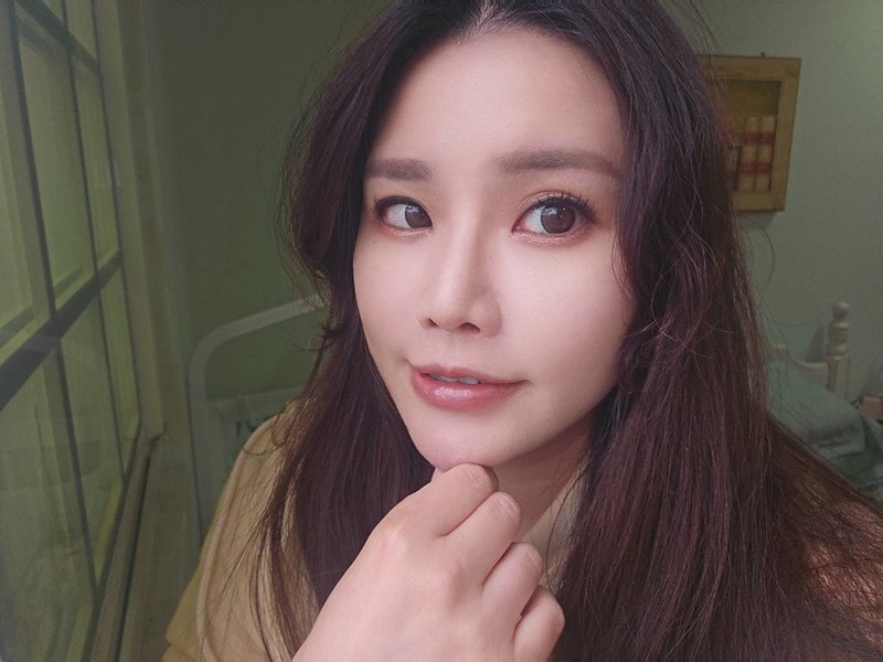 【開箱】只要19元的眉筆跟29元的眼線液筆好用嗎? 小三美日小紅書熱門彩妝來開箱 - 第49張圖 976875