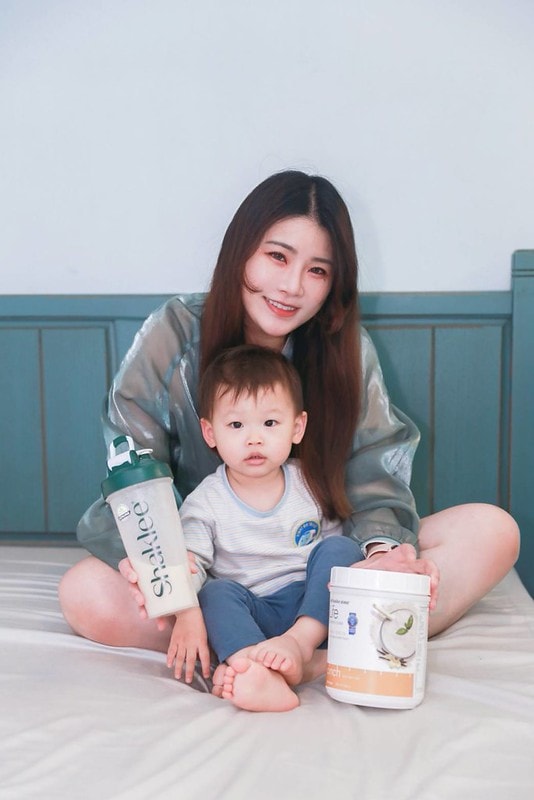 【生活】乳糖不耐最適合喝的蛋白。優質的植物大豆蛋白增強體力、精神百倍,產後媽咪必備體控營養補充品,健康綠拿鐵輕鬆做-嘉康利Life纖奇雪克 - 第2張圖 1002001_0