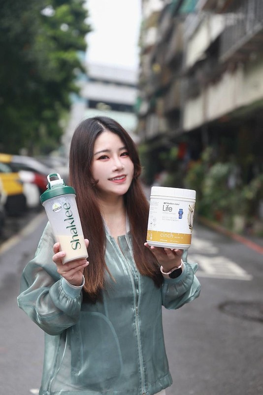 【生活】乳糖不耐最適合喝的蛋白。優質的植物大豆蛋白增強體力、精神百倍,產後媽咪必備體控營養補充品,健康綠拿鐵輕鬆做-嘉康利Life纖奇雪克 - 第9張圖 1001998_0