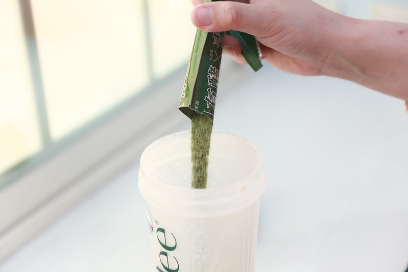 【生活】乳糖不耐最適合喝的蛋白。優質的植物大豆蛋白增強體力、精神百倍,產後媽咪必備體控營養補充品,健康綠拿鐵輕鬆做-嘉康利Life纖奇雪克 - 第11張圖 996939_0