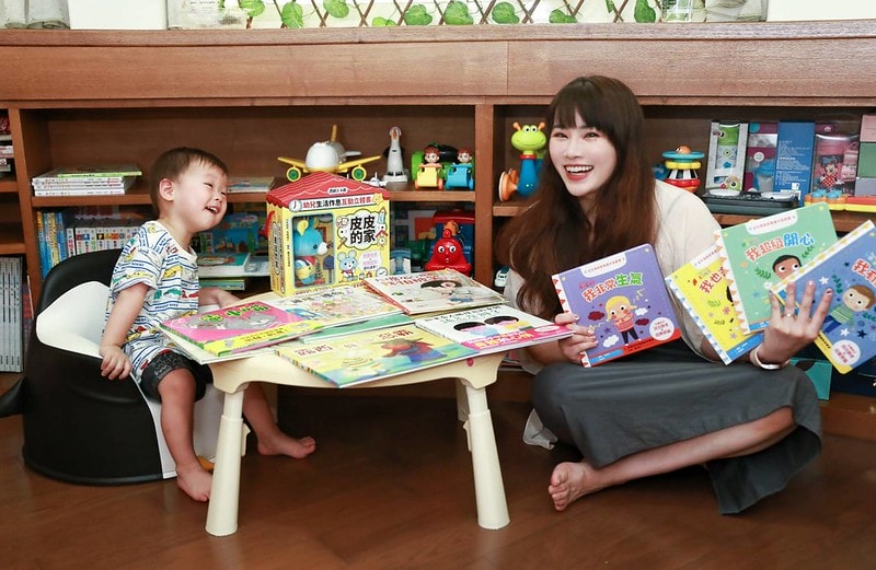 【育兒】采實文化童書推薦。許多經典關於情緒認知的書籍 幫孩子好好認識自己 多看書好快樂! - 第54張圖 1060925_0