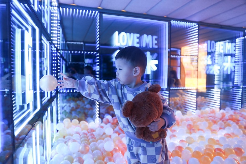 【育兒】新店裕隆城 樂米樂園北美館。全台最豪華室內親子樂園 放電小孩好去處♥ - 第17張圖 IMG_2048