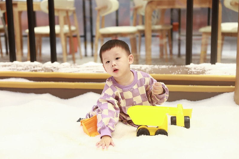 【育兒】新店裕隆城 樂米樂園北美館。全台最豪華室內親子樂園 放電小孩好去處♥ - 第27張圖 IMG_2123